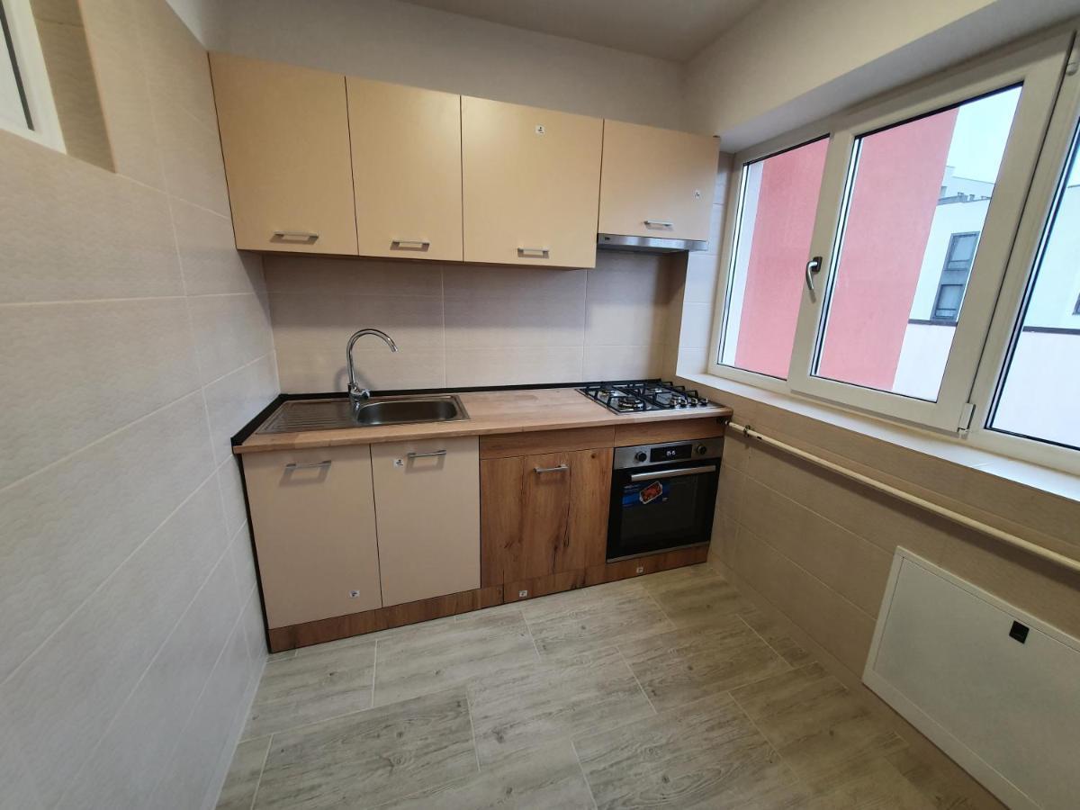 Apartament 3 Cam Grand Arena ブカレスト エクステリア 写真